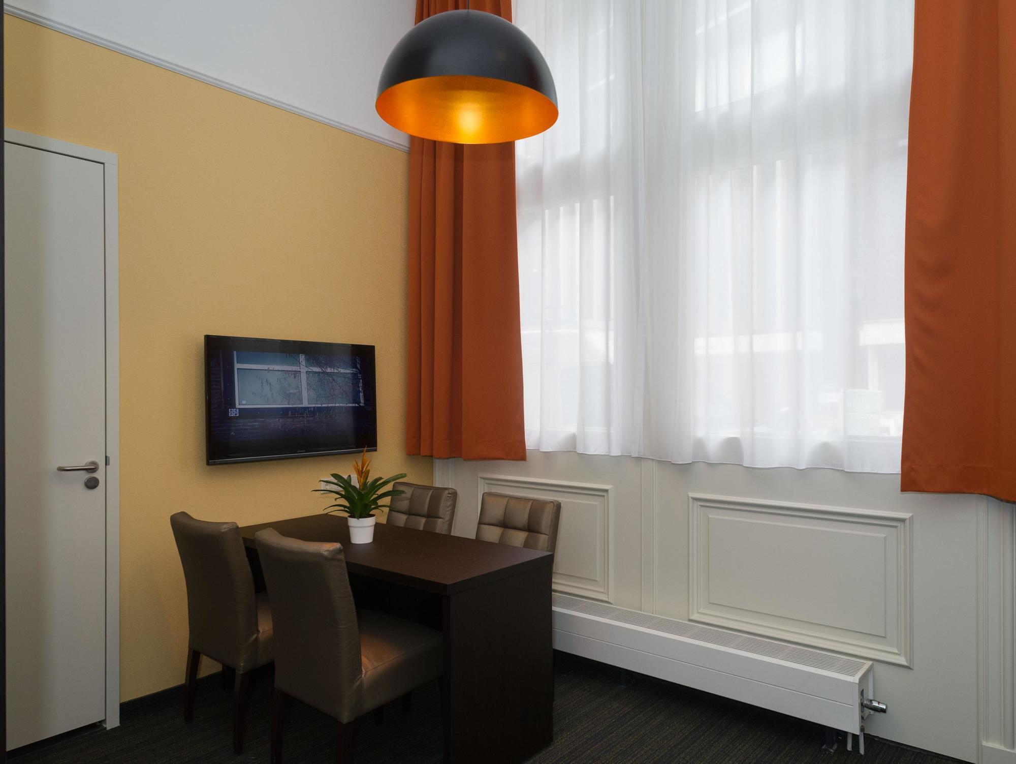 Golden Mansion Aparthotel Amsterdam Exterior photo